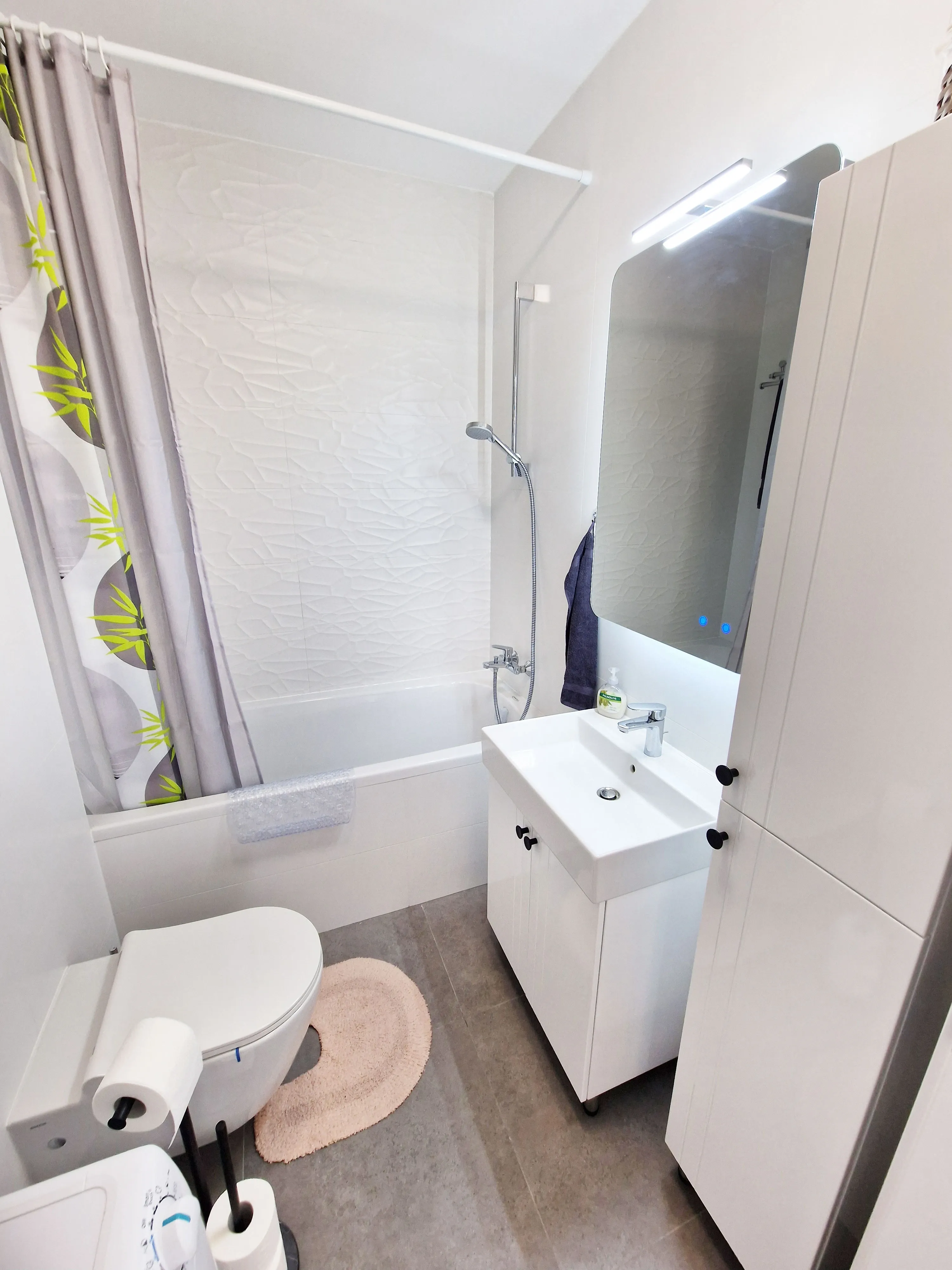 Queen Apartment Karlovac — 20240525_113010 novo